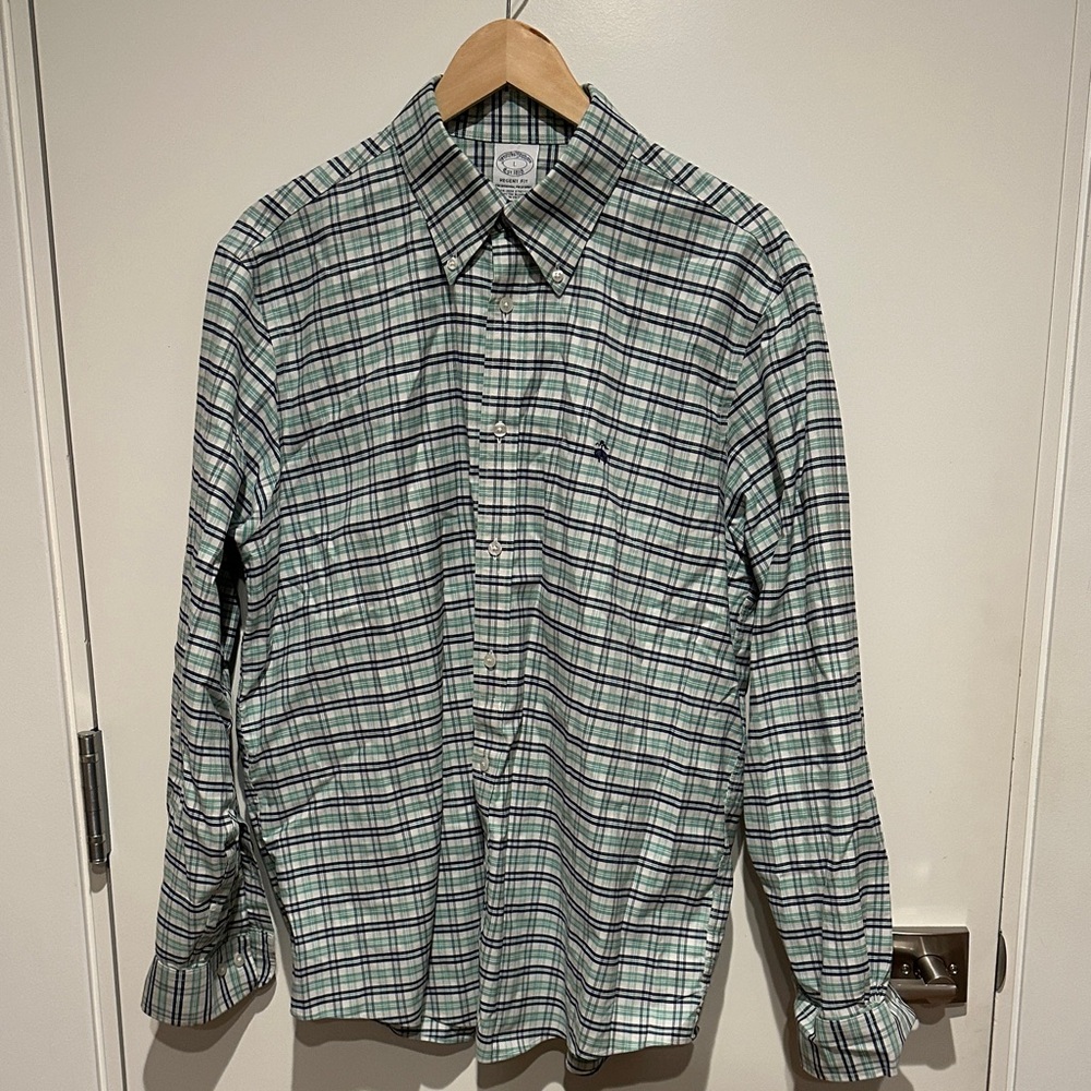Men's Green Plaid Button-Down Shirt